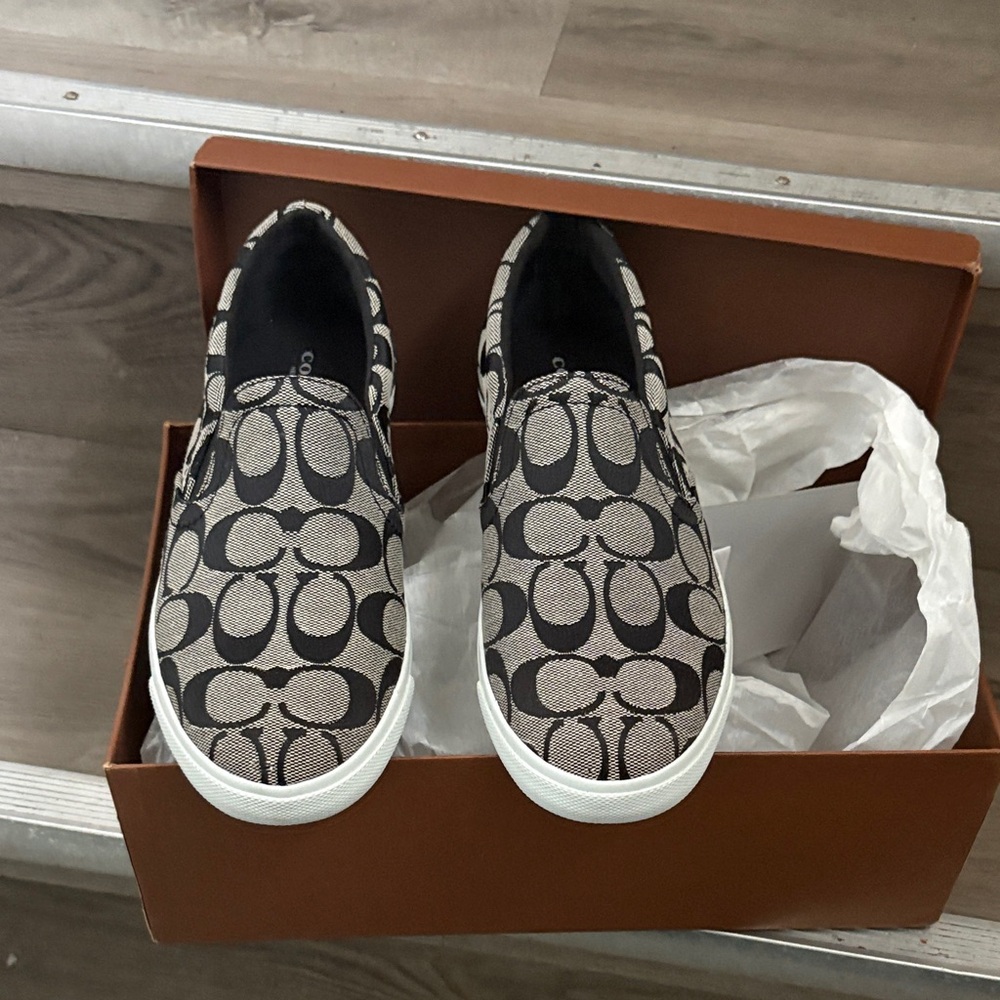 Coach loafer brand new in the box